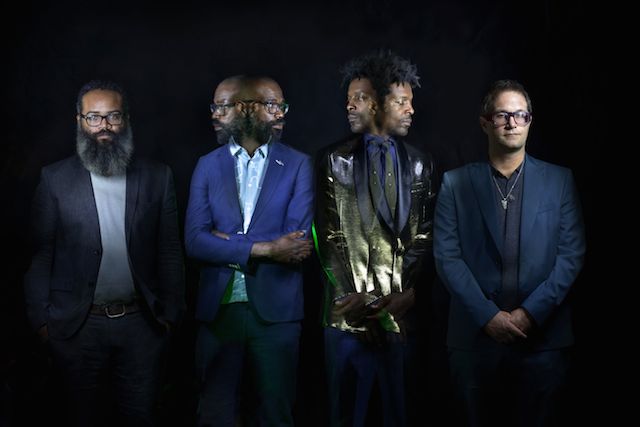 TV ON THE RADIO_final_foto di JUCO_m